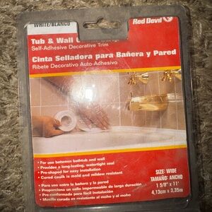Red Devil Tub & Wall Self-Adhesive Trim